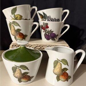 Fruit Motif Porcelain Tea Set - White and Green